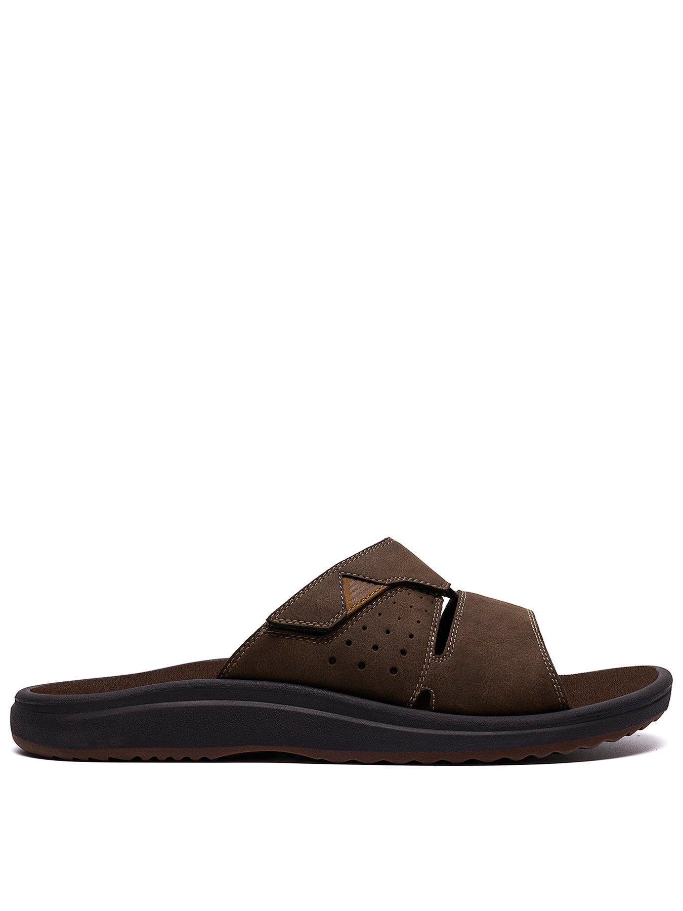 clarks-brinkley-sliders-dark-brownfront