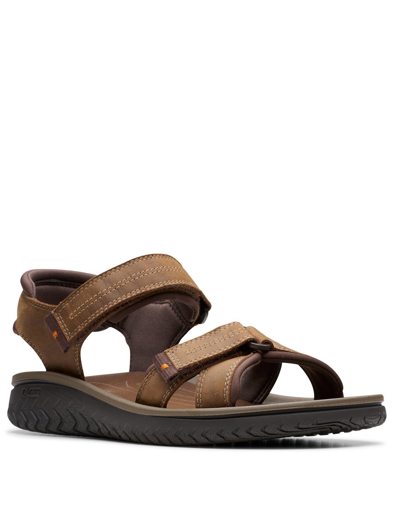 clarks-wesley-shore-sandals-dark-brownstillFront