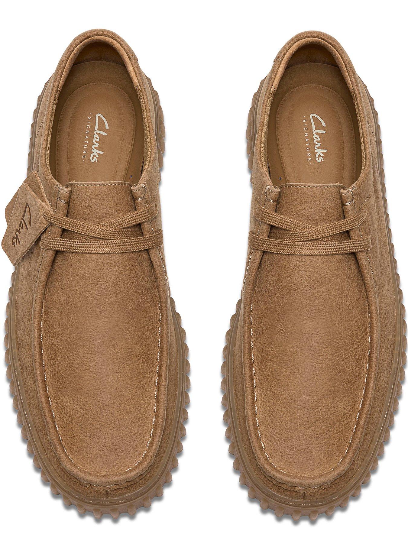 clarks-torhill-lo-lace-up-shoes-light-brownoutfit