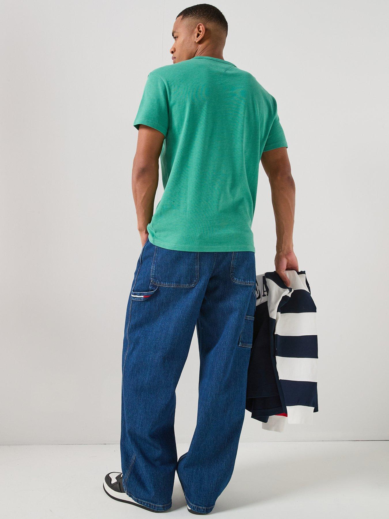 tommy-jeans-regular-fit-badge-t-shirt-greenstillFront