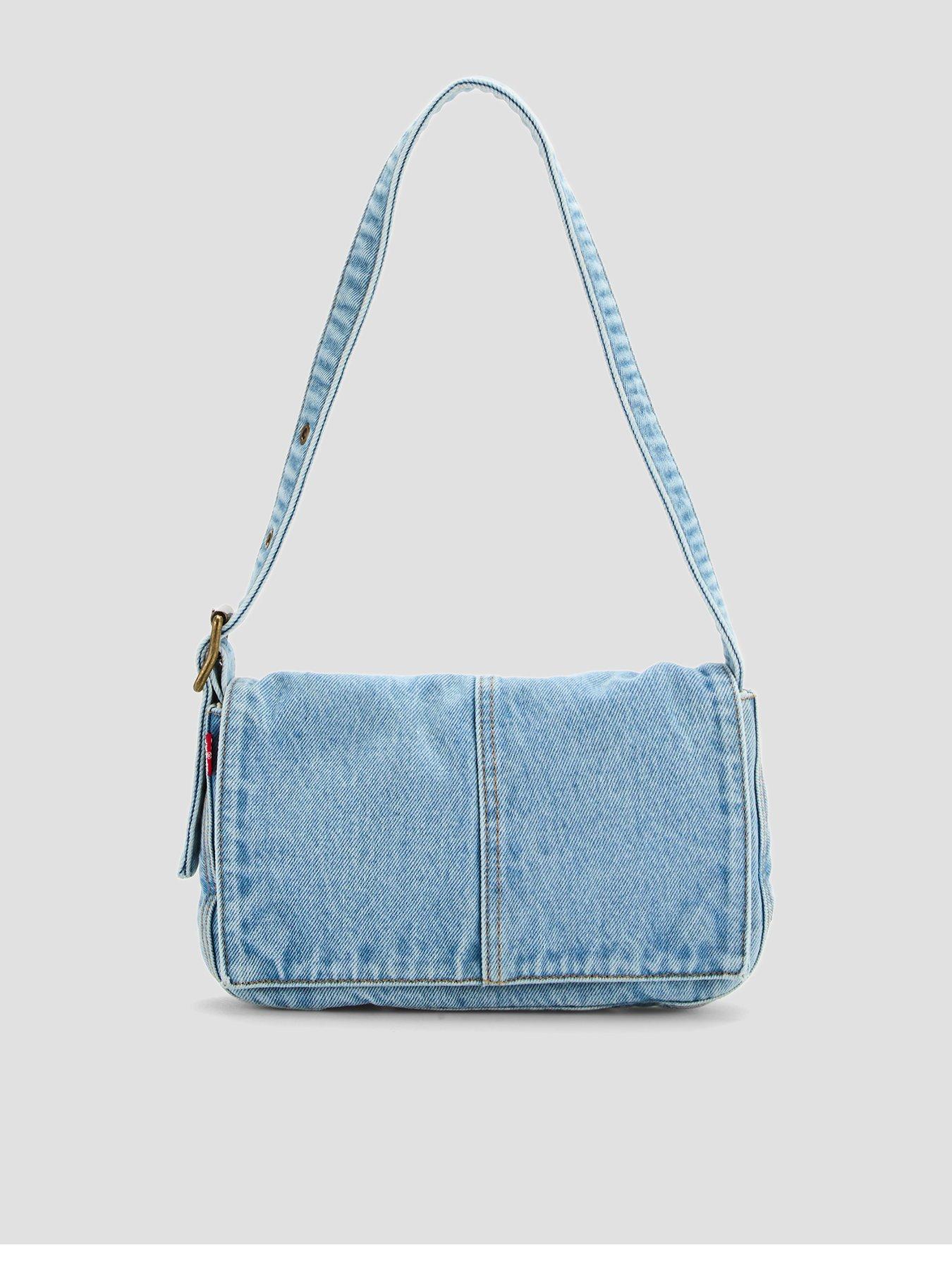 levis-brannan-shoulder-bag-bluefront