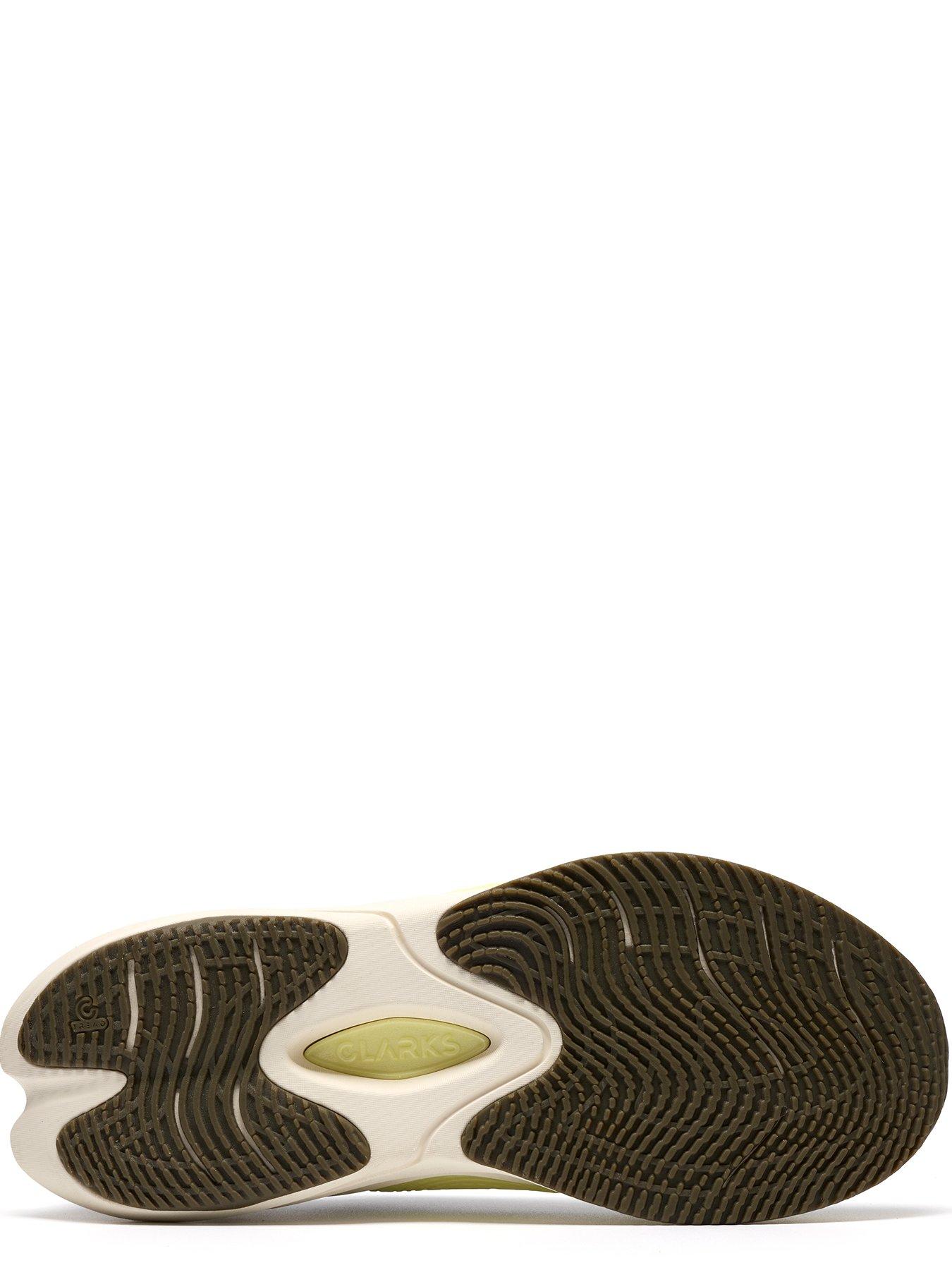 clarks-pace-trainers-sagedetail