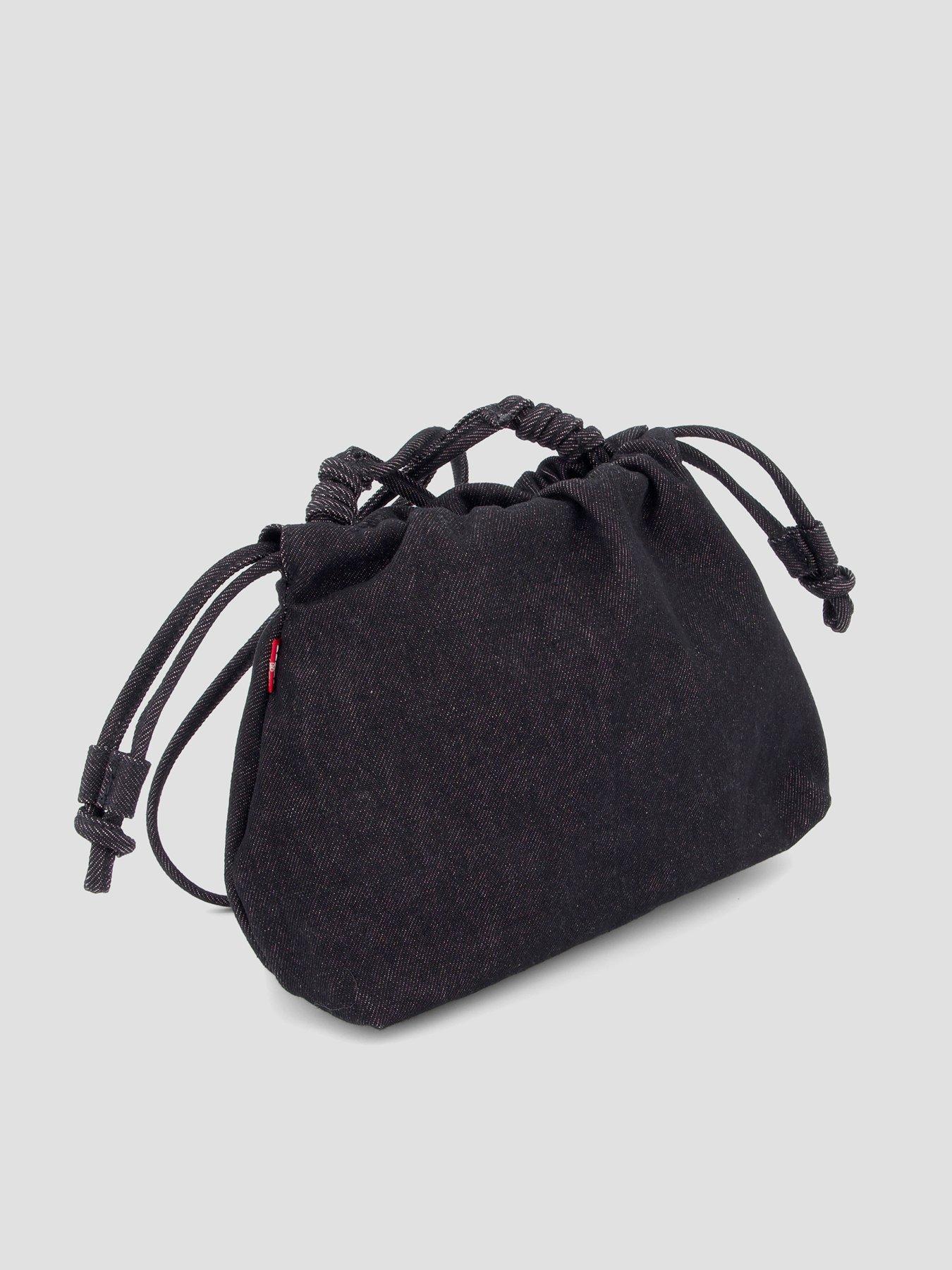 levis-isabelle-crossbodyback