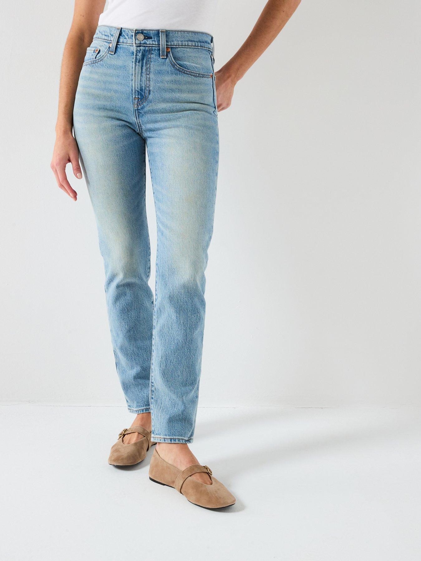 levis-wedgie-slimfront