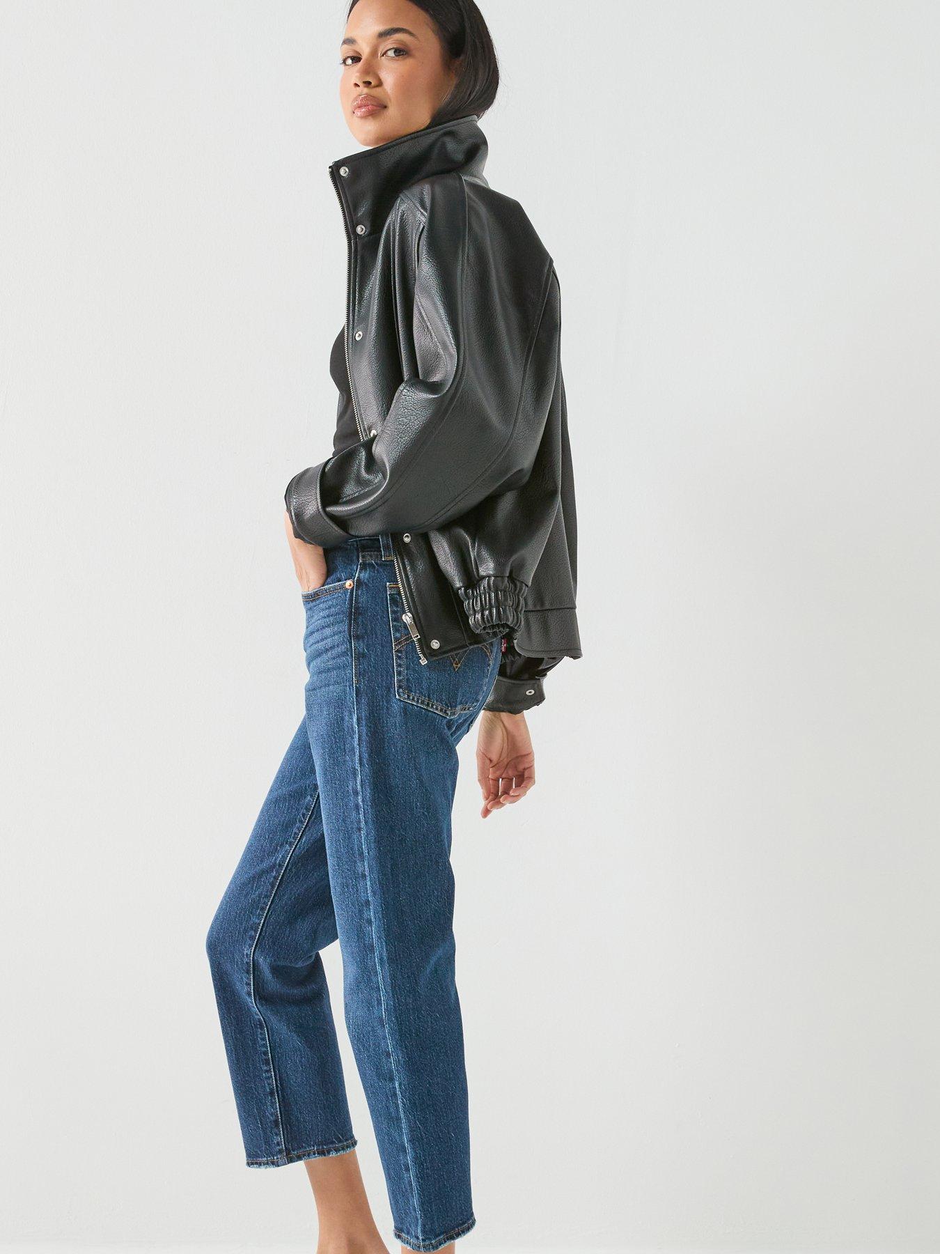 levis-wedgie-straight-jeans-bluedetail