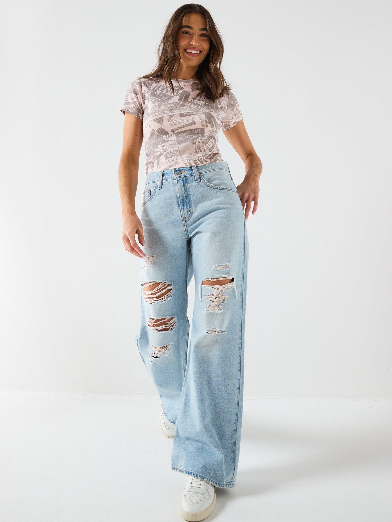 Image 5 of 6 of Levi's Graphic Essential Sporty Tee - Pink