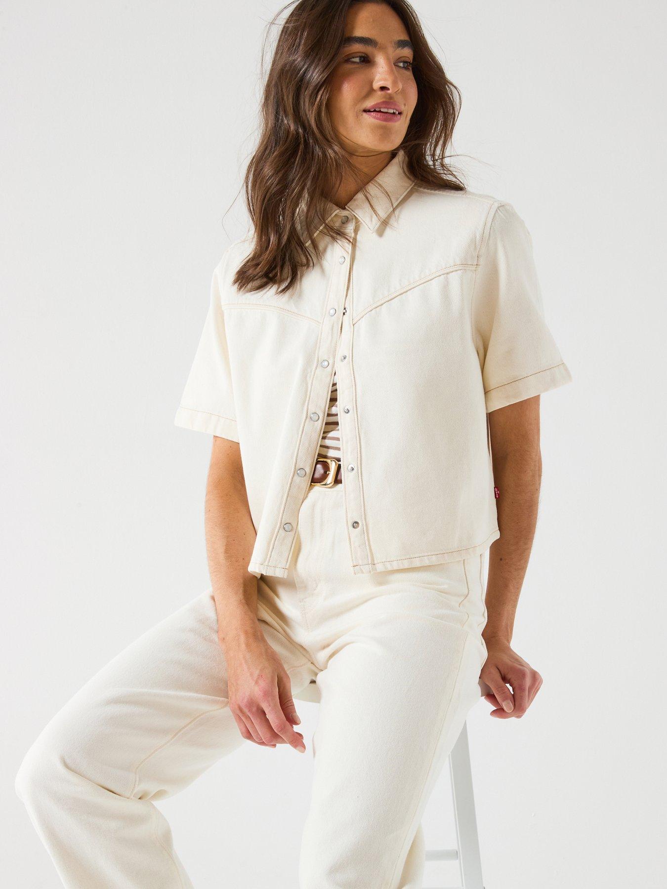 Image 1 of 6 of Levi's Logan Ss Denim Shirt