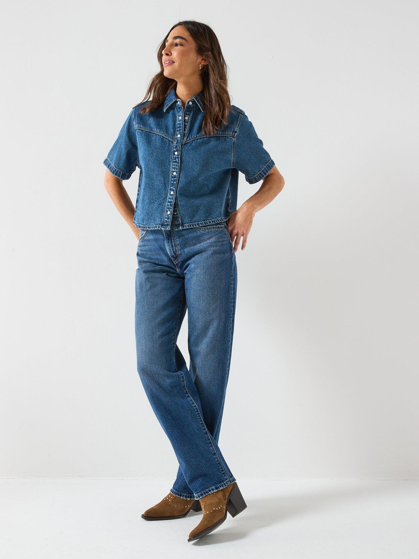Image 3 of 6 of Levi's Logan Short Sleeve Denim Shirt - Blue