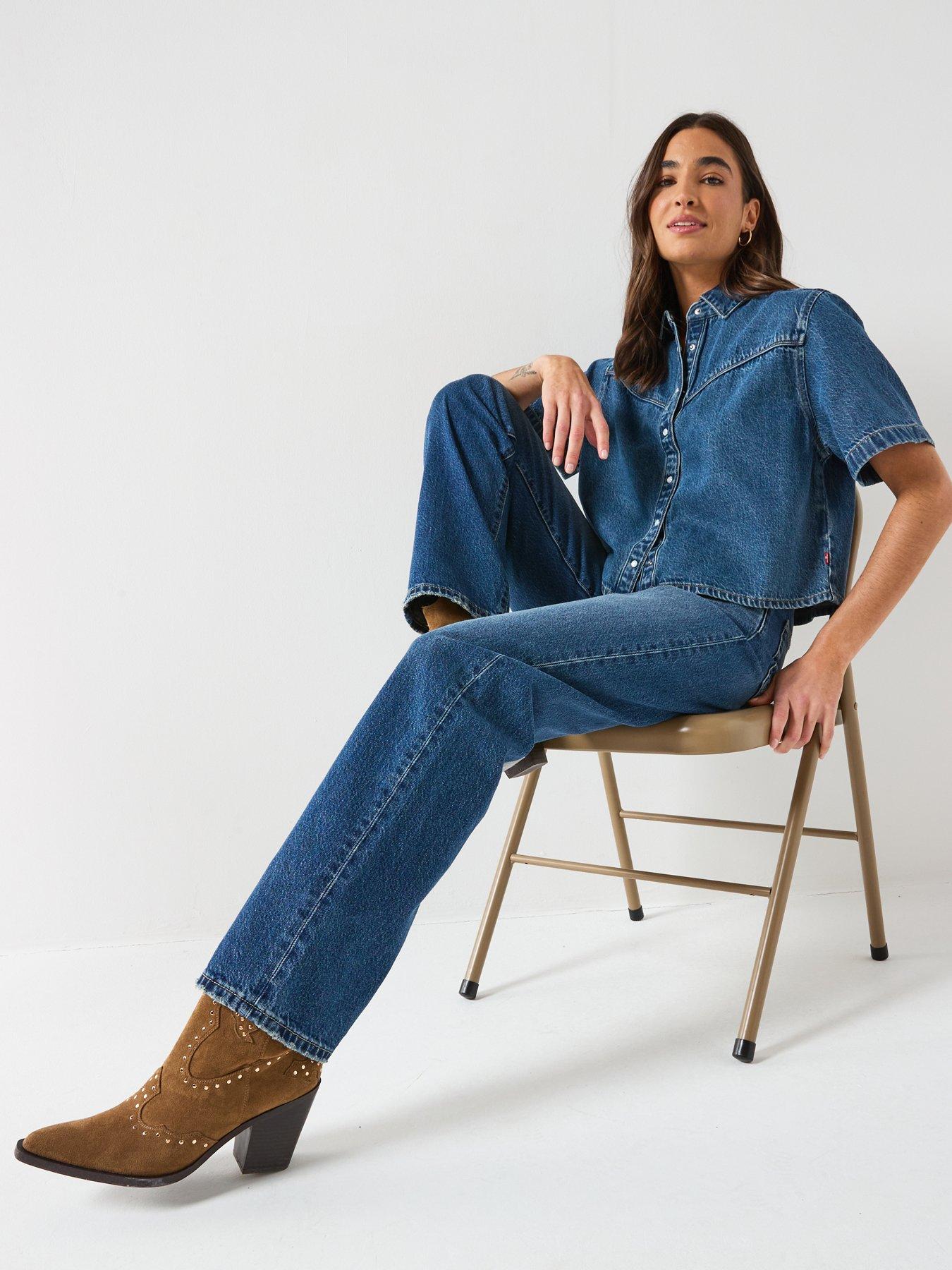 Image 5 of 6 of Levi's Logan Short Sleeve Denim Shirt - Blue