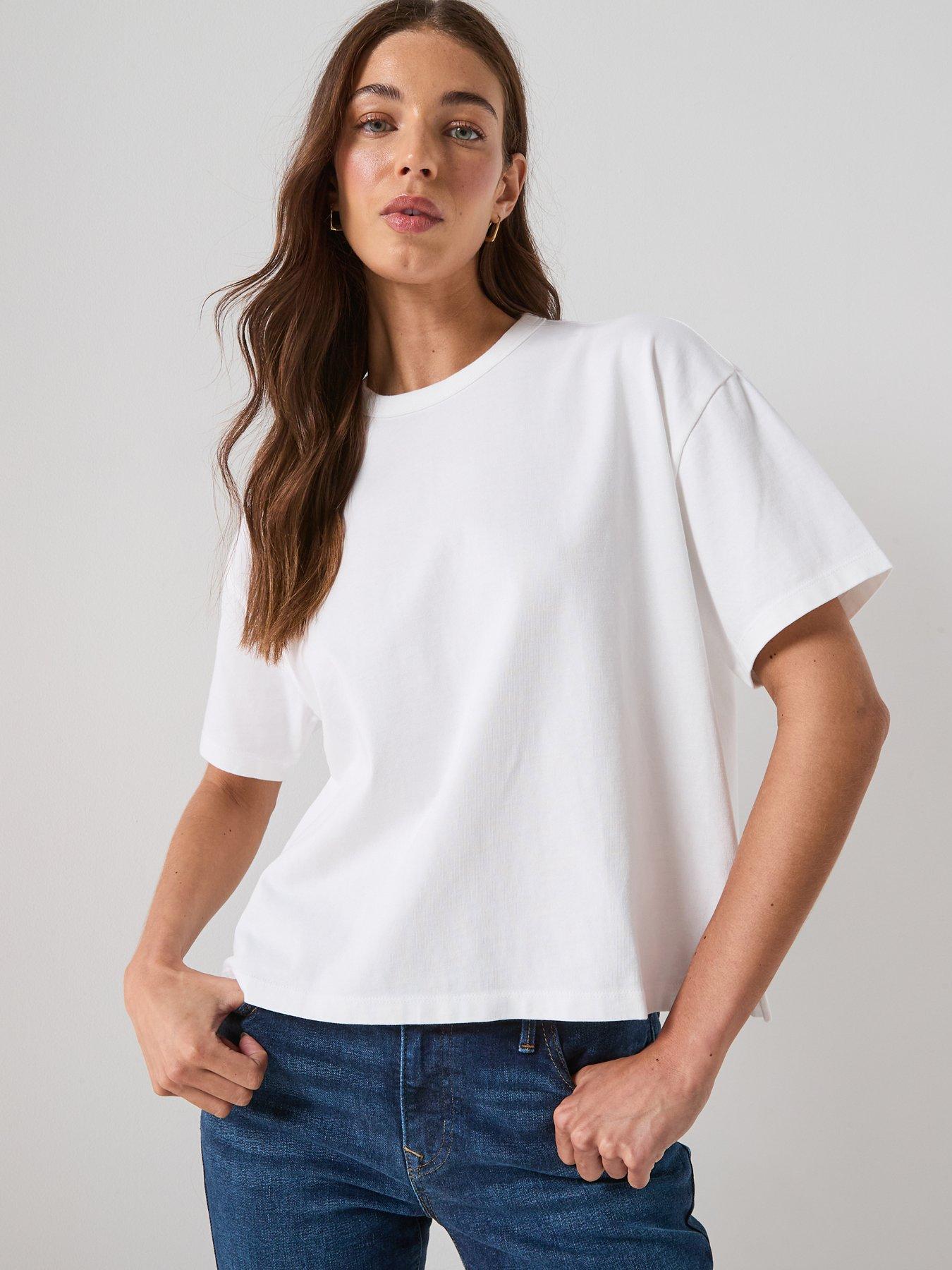 Image 1 of 6 of Levi's Vintage Short Sleeve Tee - White