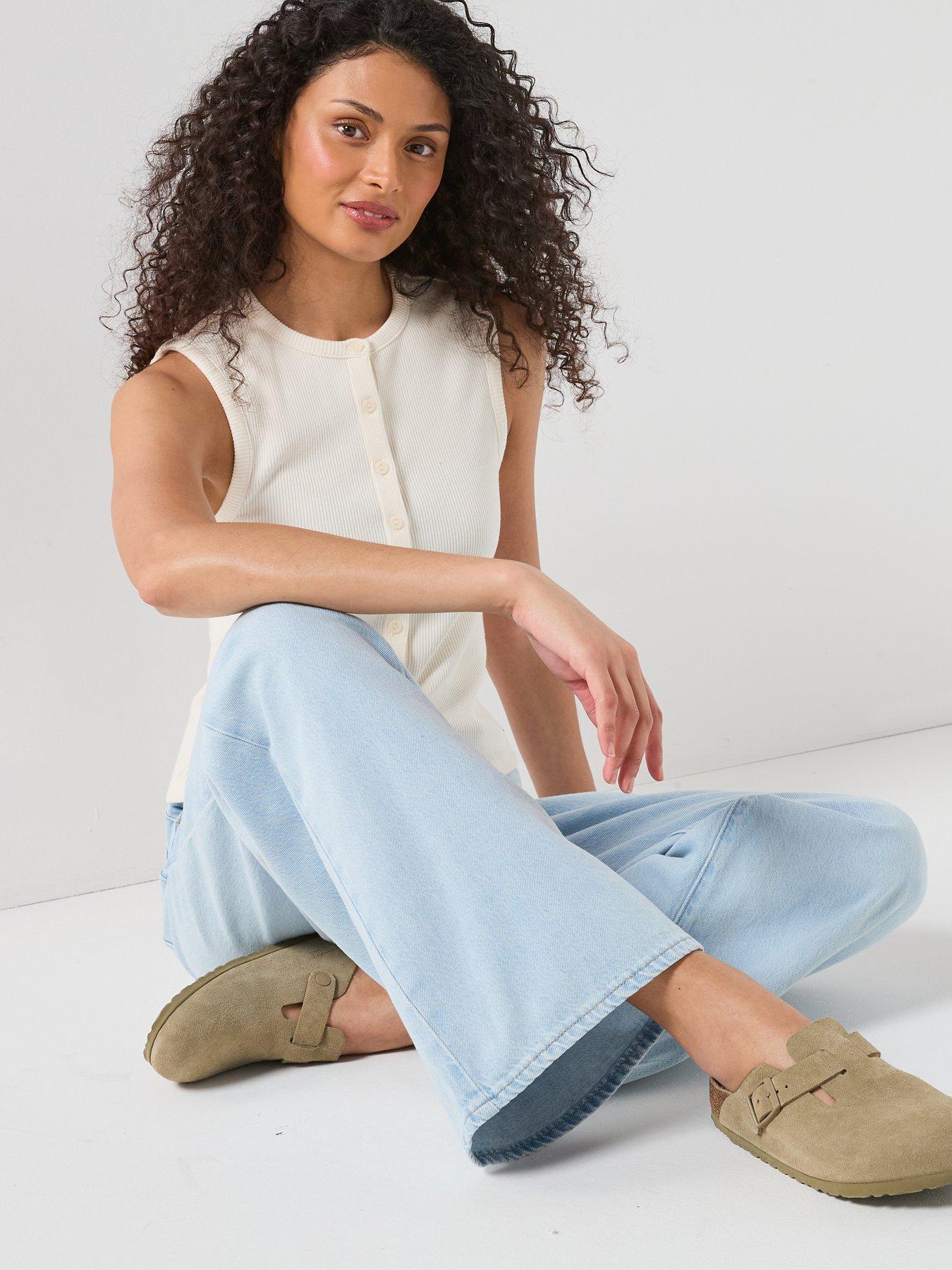 Image 4 of 6 of Levi's Cinch Baggy