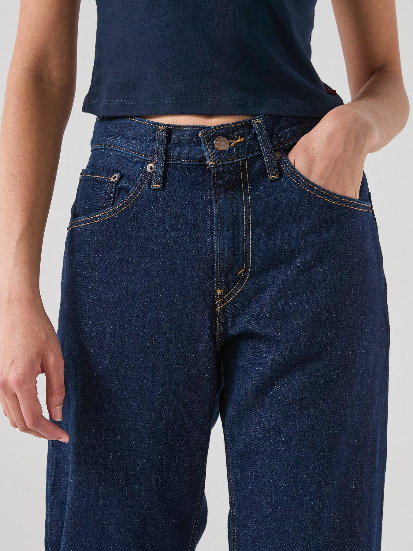 levis-loose-bootoutfit