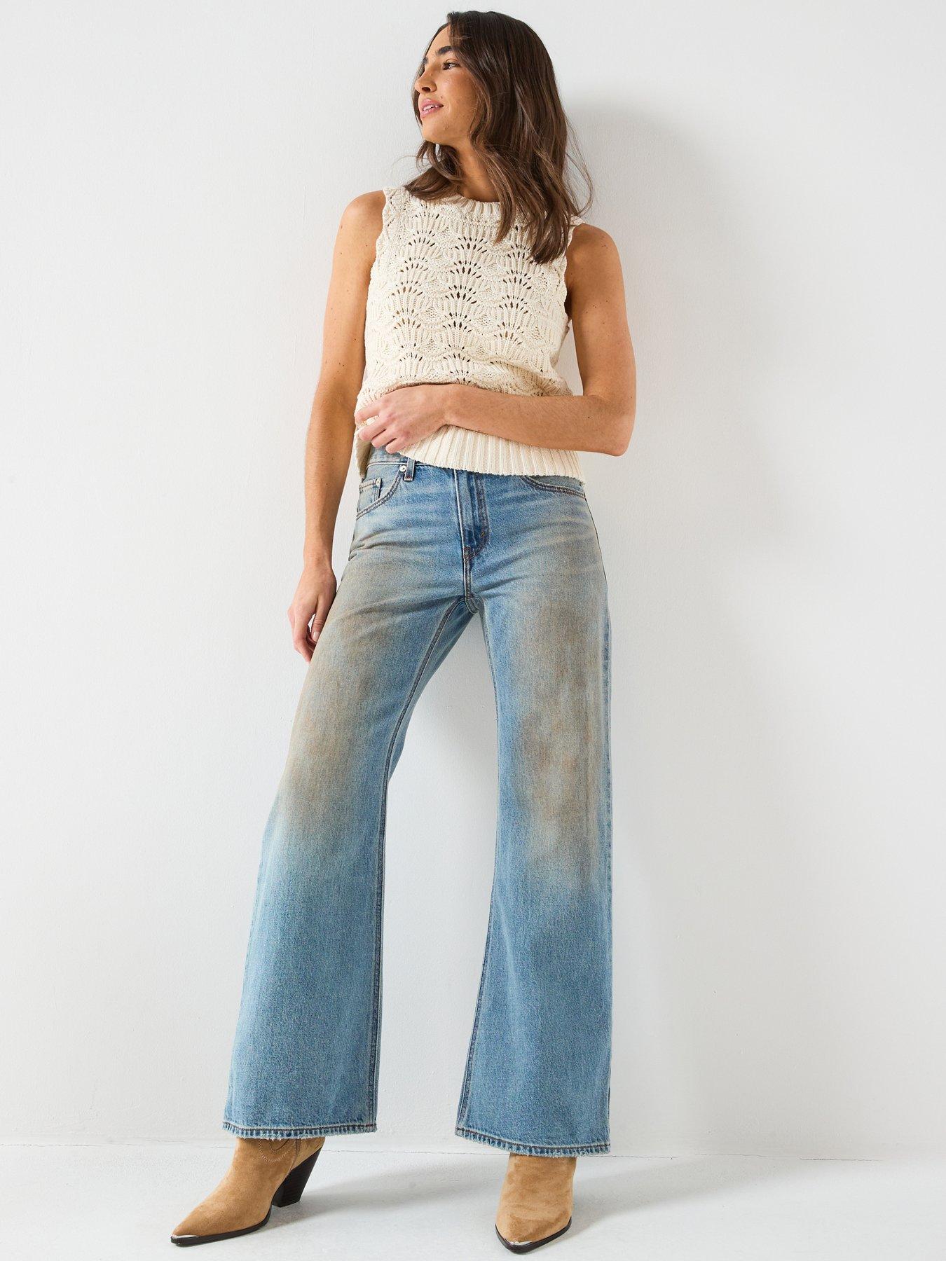 levis-loose-bootcut-jeans-bluefront