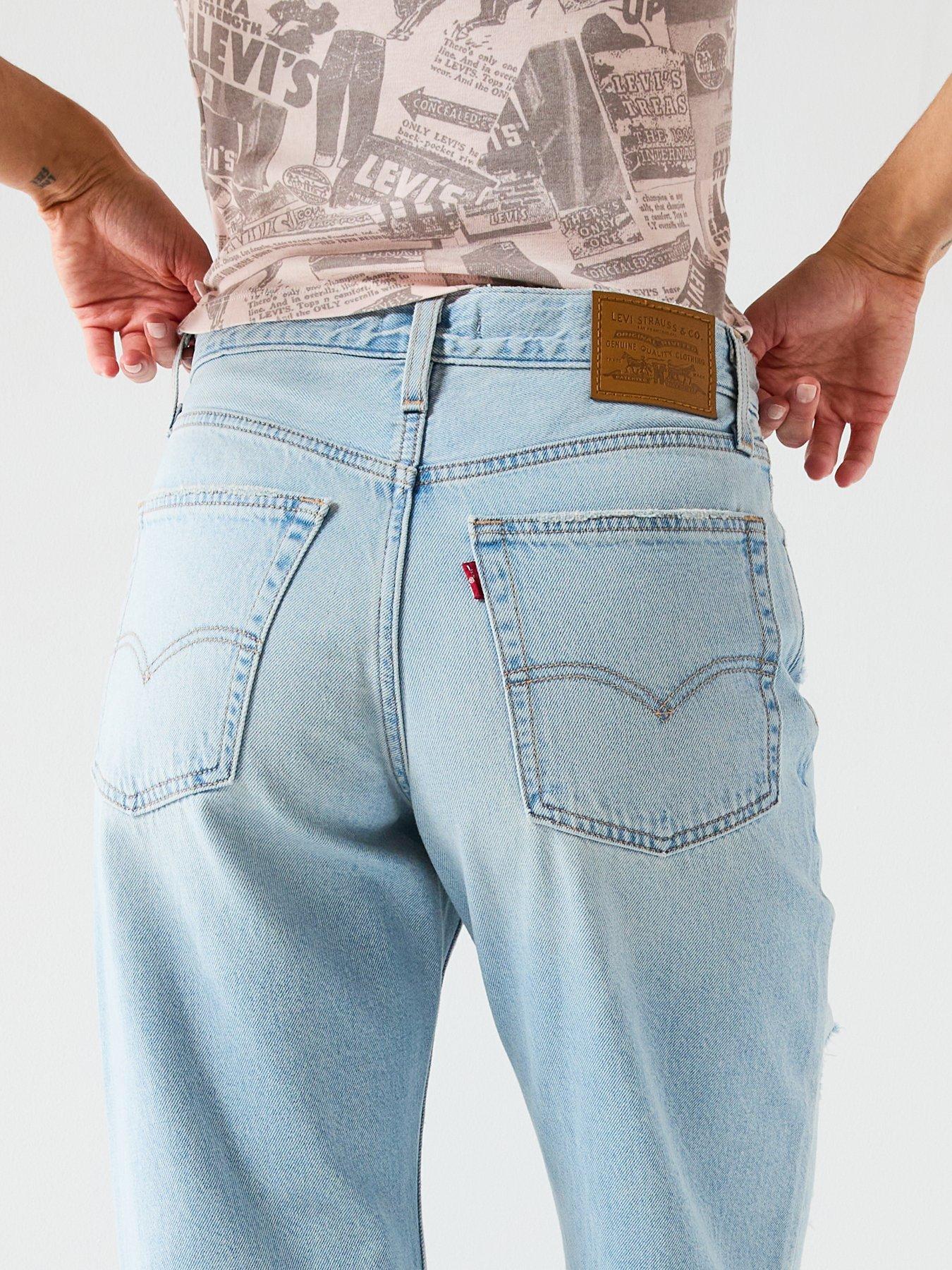 levis-loose-boot-cut-distressed-jeans-blueoutfit