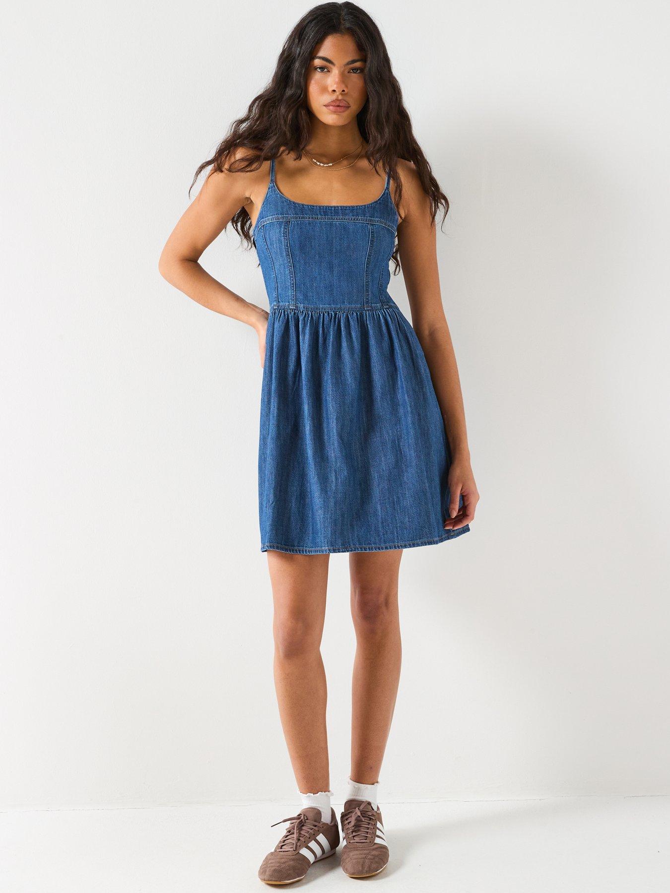 Image 3 of 6 of Levi's Jadine Denim Dress