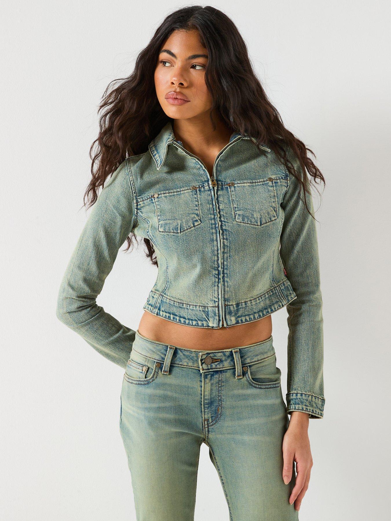 levis-y2k-stretch-fitted-trucker-denim-cropped-jacket-bluefront