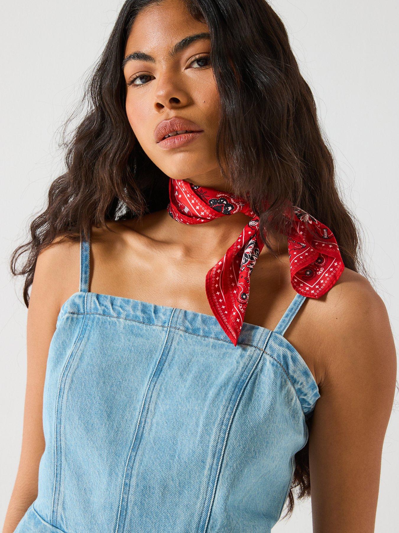 Image 4 of 6 of Levi's Anderson Flounce Top - Blue