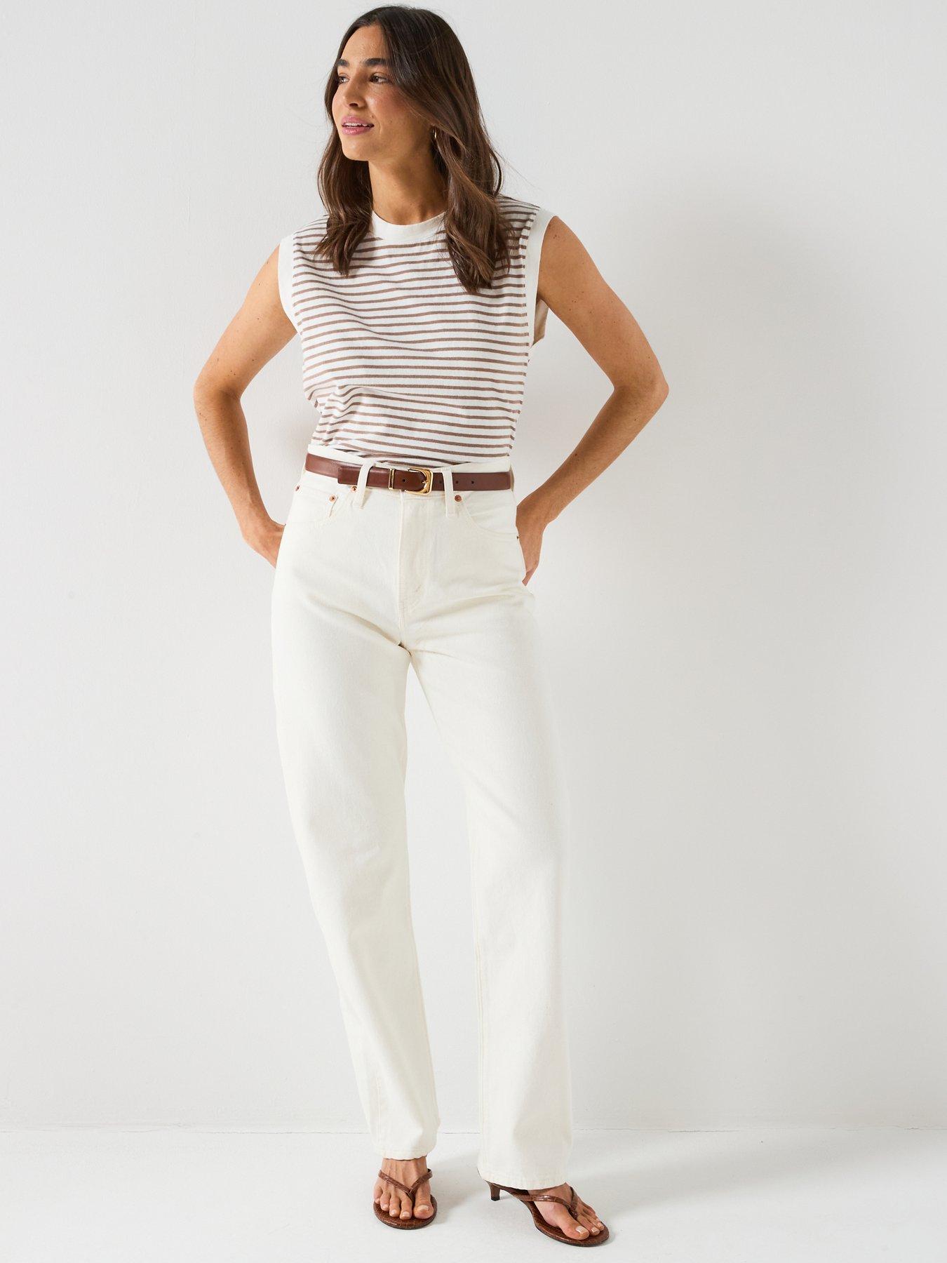 levis-easy-dad-jeans-whiteoutfit