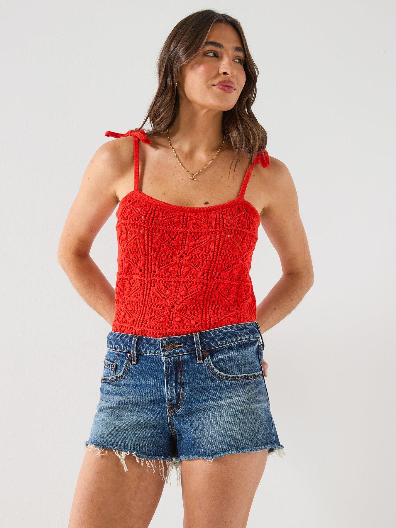 Image 4 of 6 of Levi's Low Short