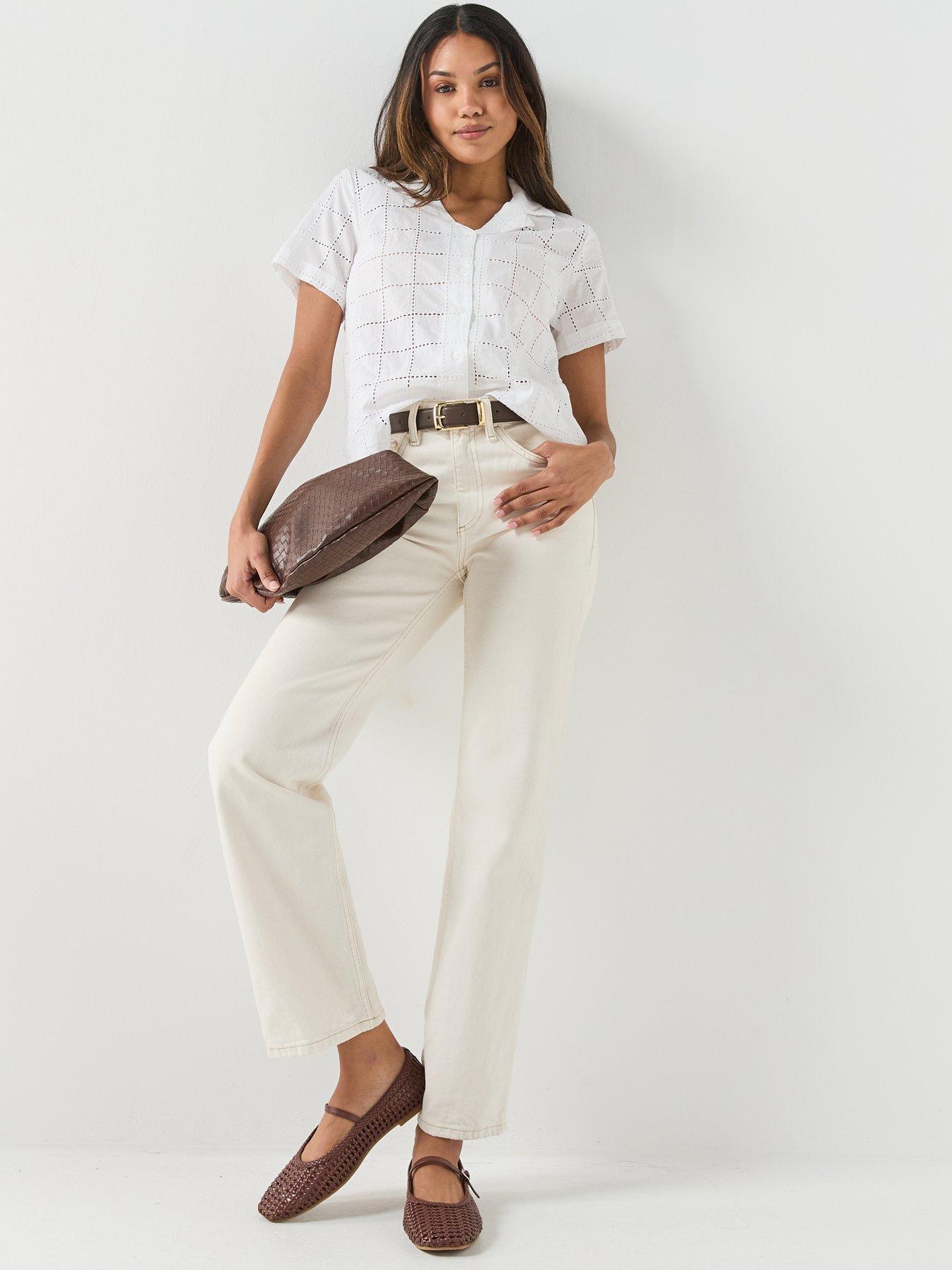 Image 3 of 6 of Levi's Albie Novelty Camp Shirt - White