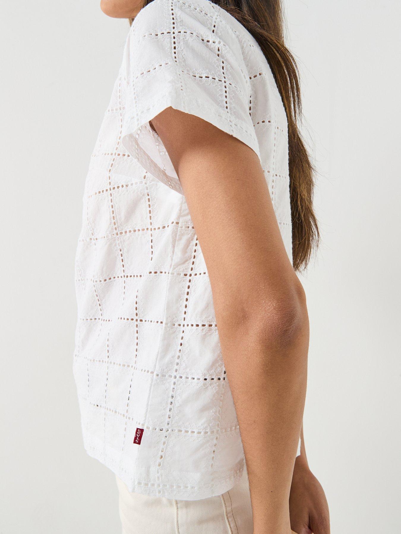 Image 4 of 6 of Levi's Albie Novelty Camp Shirt - White