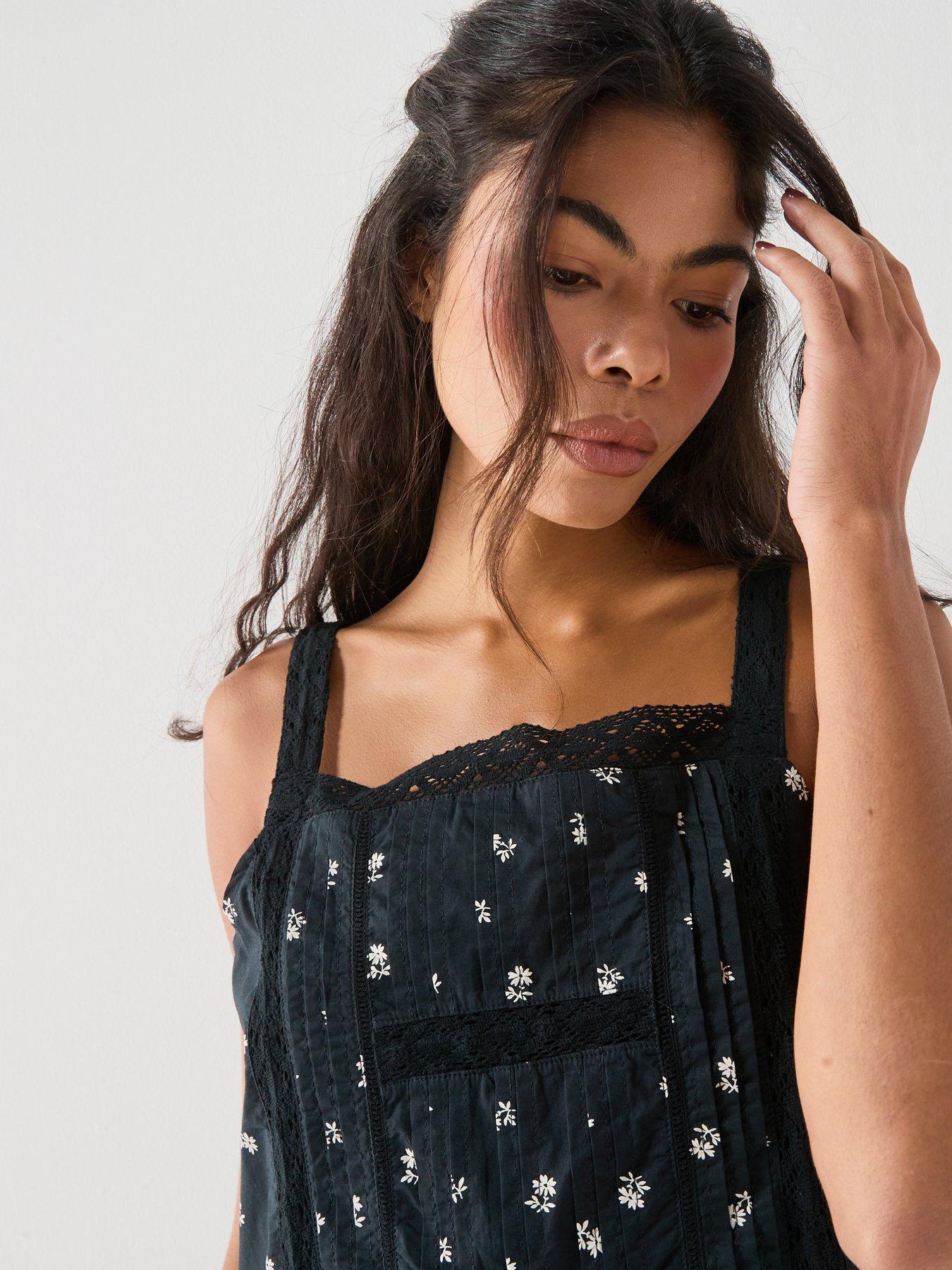 Image 4 of 6 of Levi's Kate Pintuck Sl Mini Dress