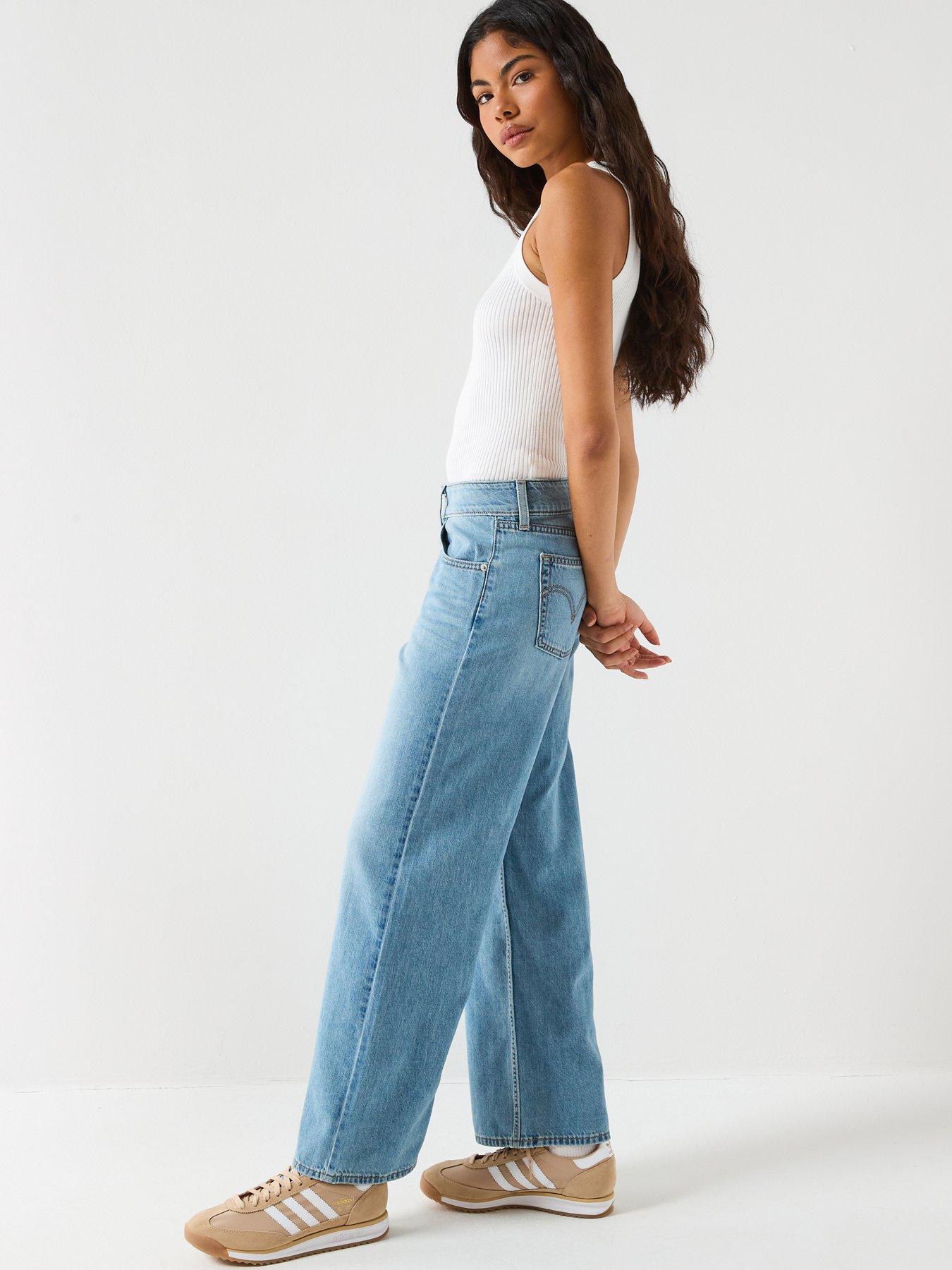 levis-superlow-looseoutfit