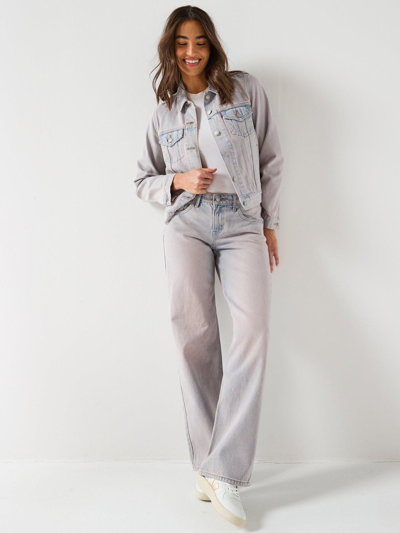 Image 3 of 6 of Levi's Low Loose