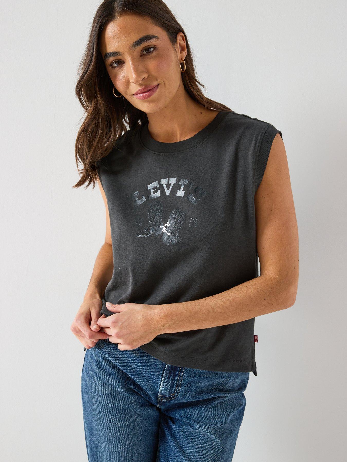 levis-gr-boxy-tankoutfit