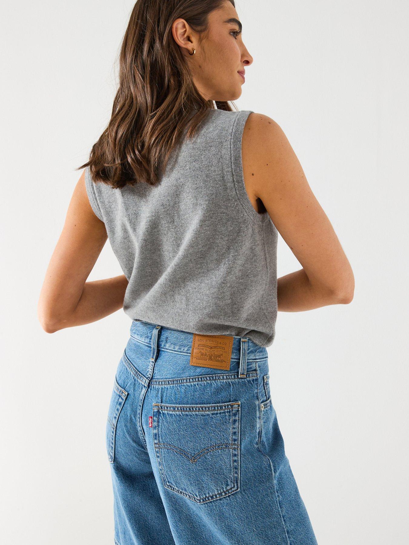 Image 4 of 6 of Levi's Baggy Dad Jort - Blue
