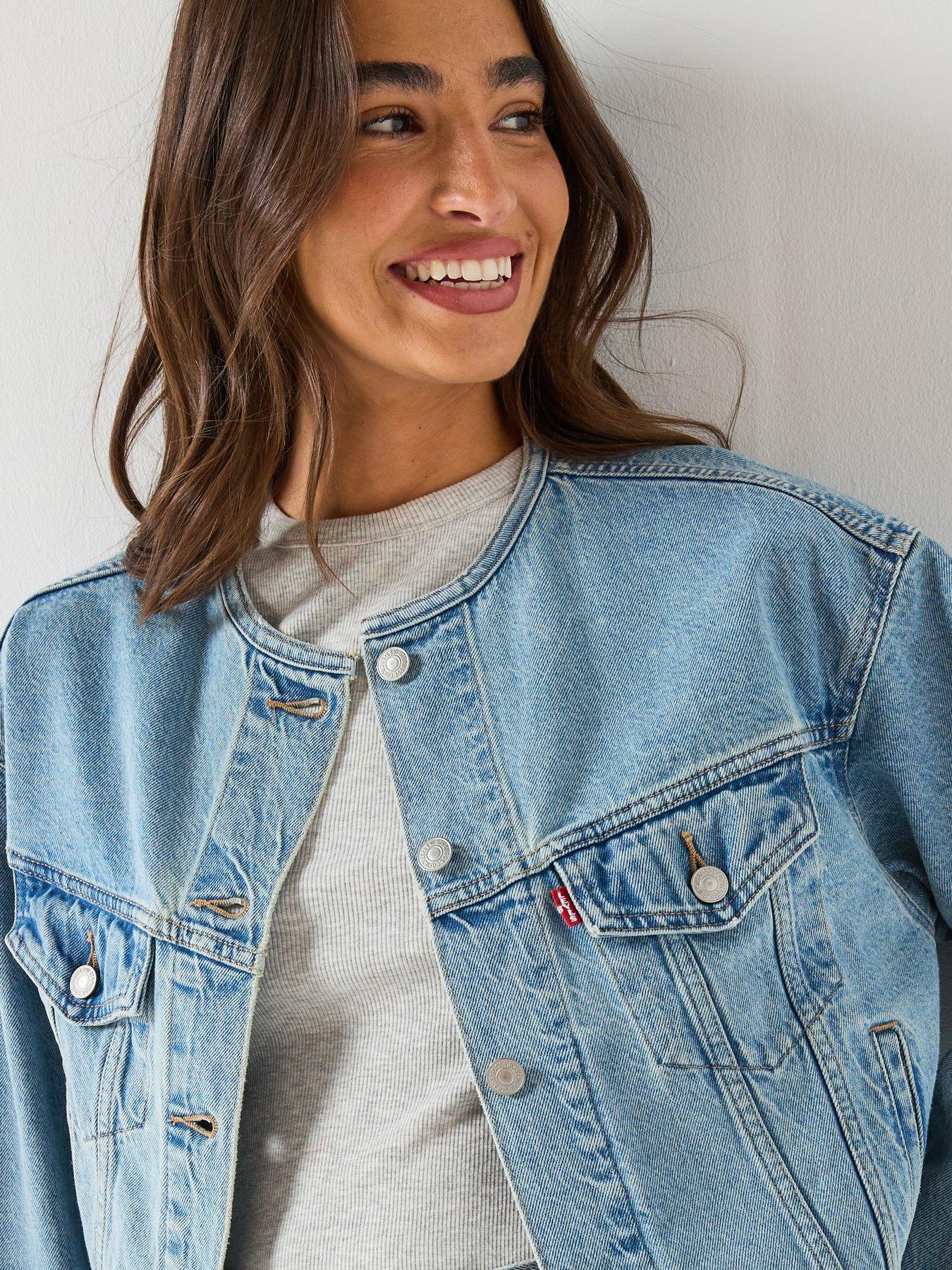 Image 4 of 6 of Levi's Collarless Shrunken 90s Trucker