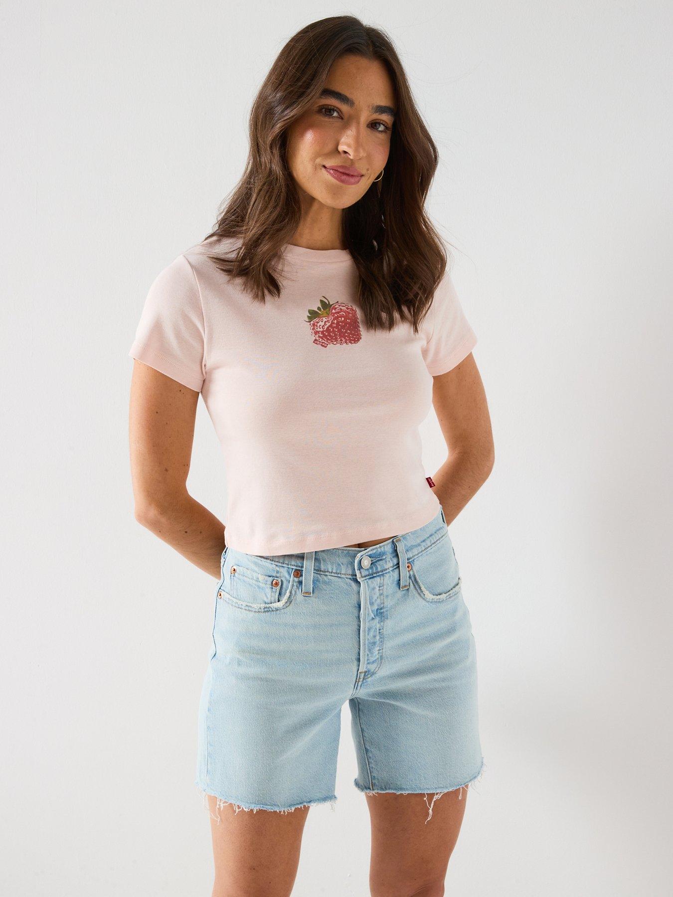 Image 1 of 6 of Levi's Gr Essential Sporty Tee