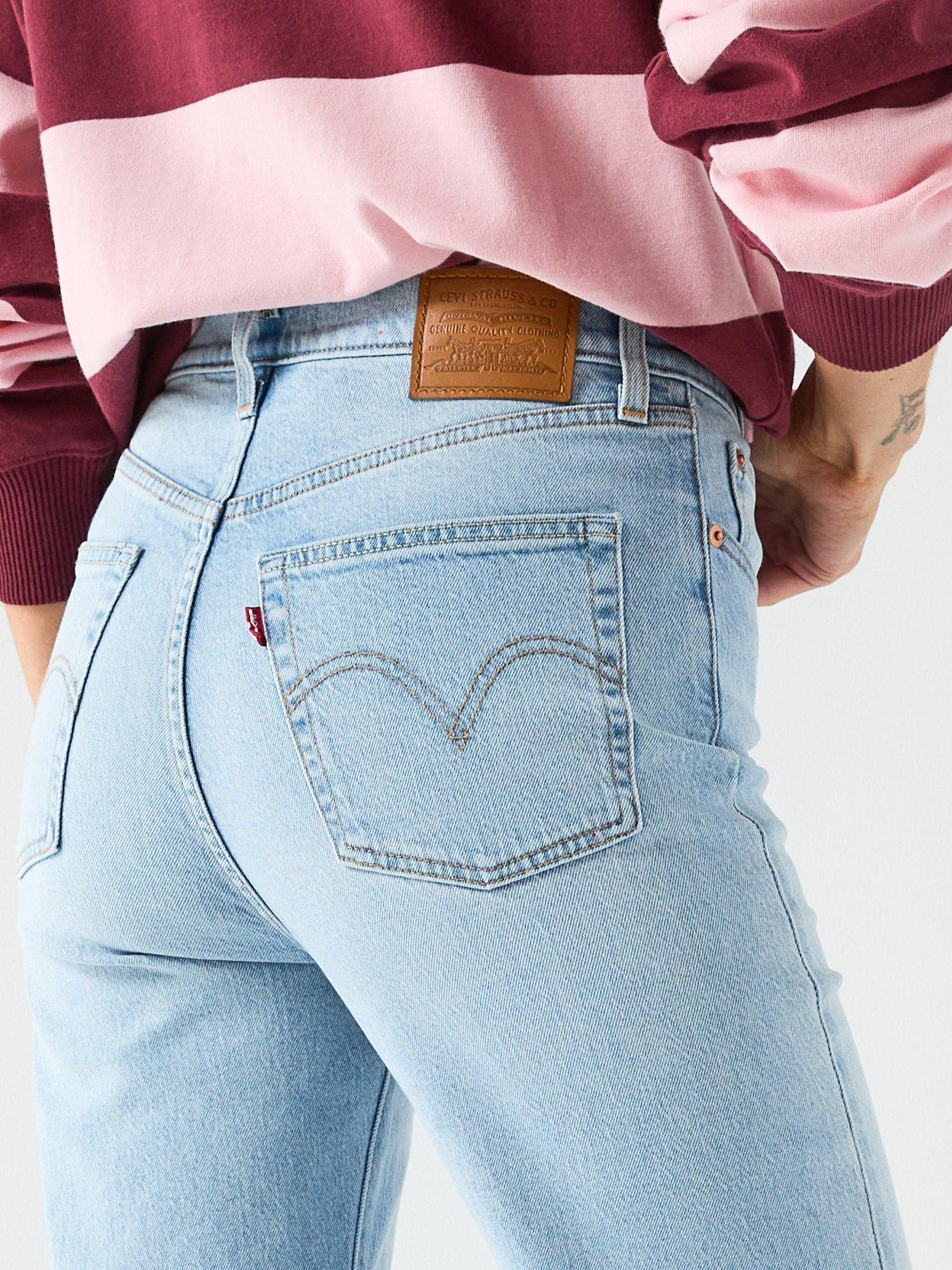 Image 4 of 6 of Levi's Ribcage Straight Ankle Jeans - Blue