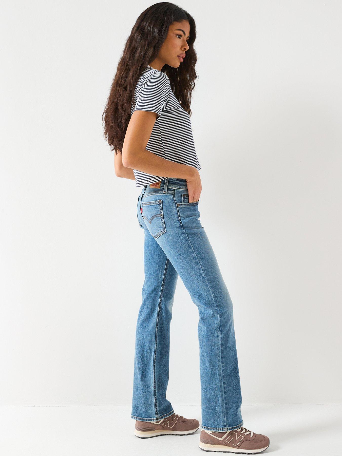 Image 6 of 6 of Levi's Superlow Boot
