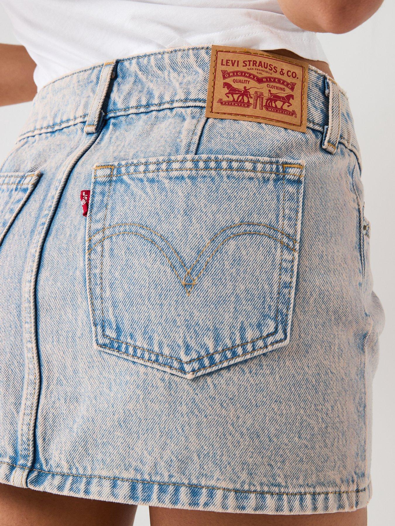 Image 4 of 6 of Levi's Superlow Mini Skirt - Pink