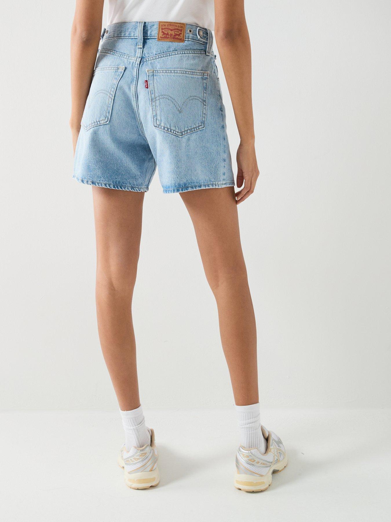 Image 2 of 5 of Levi's Cinch Mid-Thigh Short - Blue