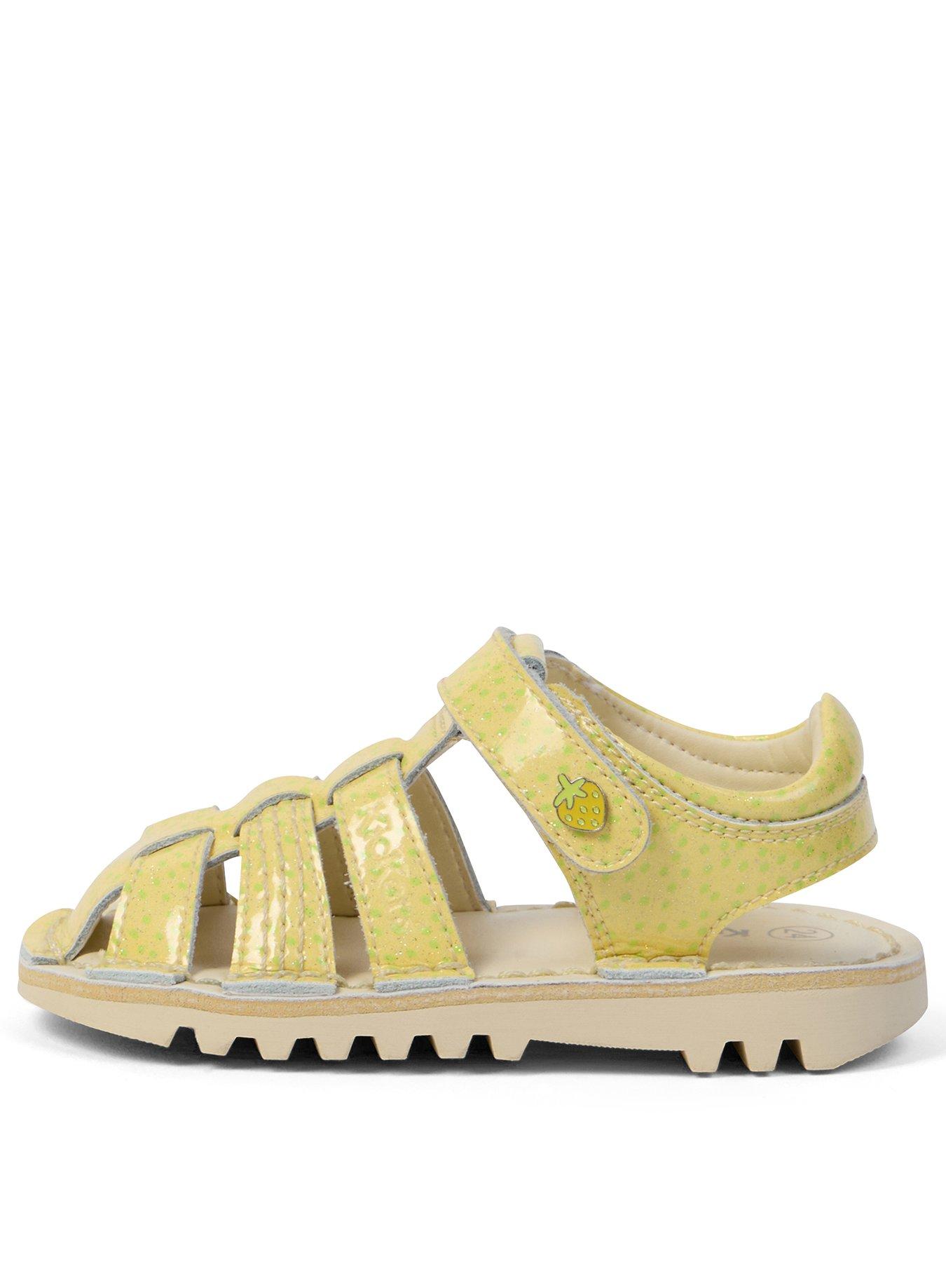 kickers-kick-fruit-patent-leather-sandal-yellowstillFront