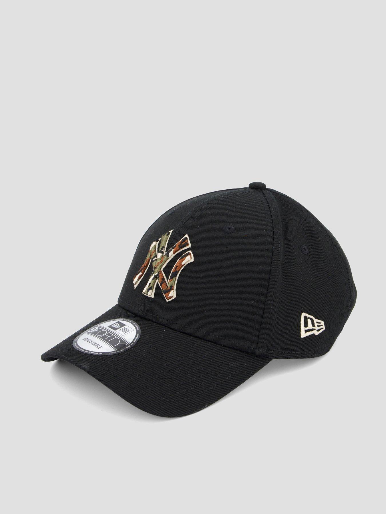 Image 2 of 4 of New Era Outline Camo 9Forty Cap - Black