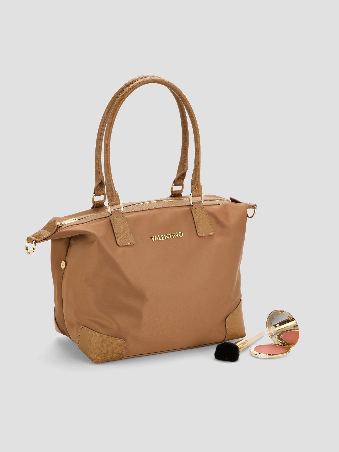 valentino-jenny-re-shoppingback