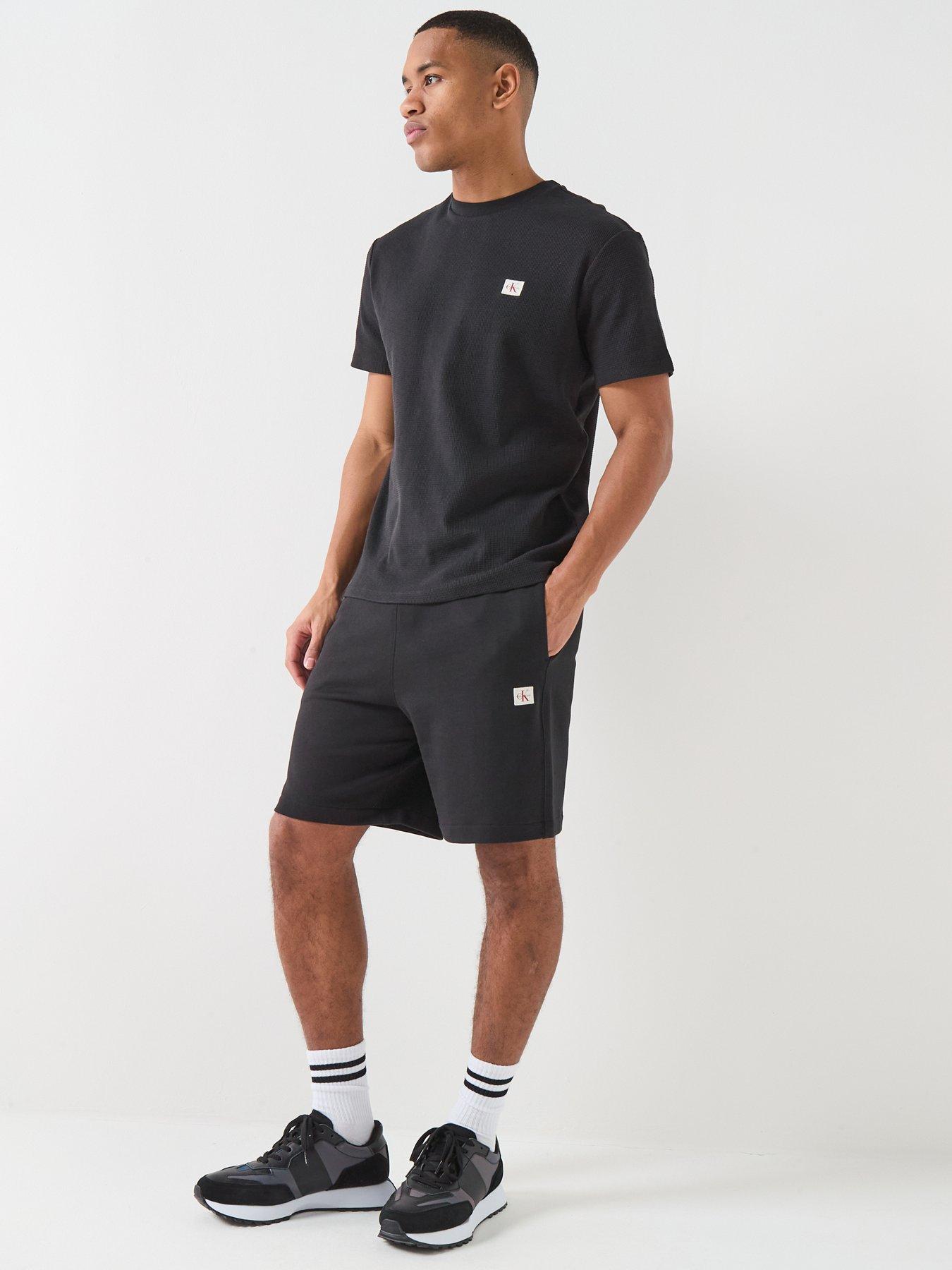 calvin-klein-jeans-sweat-badge-short-shorts-blackdetail