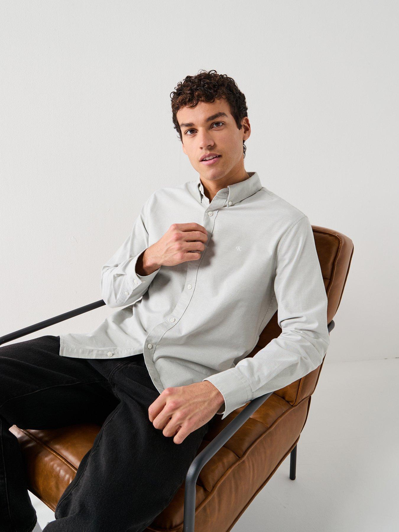 calvin-klein-jeans-solid-oxford-classic-shirt-seagrassoutfit
