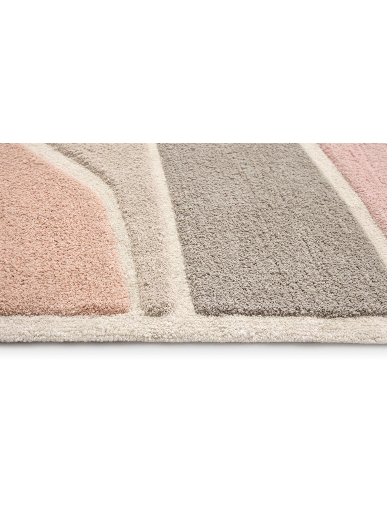 very-home-stratanbsprug--nbsppinkgreyoutfit