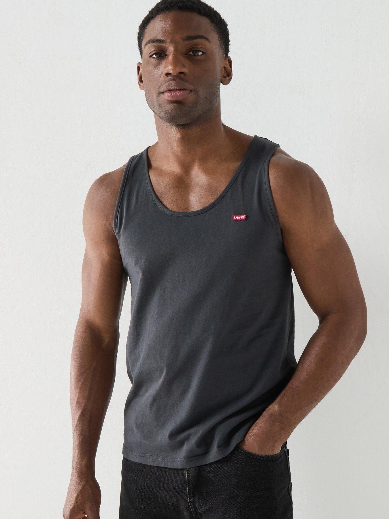 levis-housemark-vest-blackfront