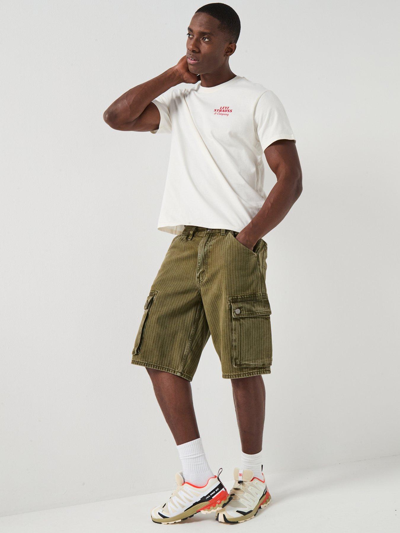 Image 5 of 6 of Levi's Back Graphic Relaxed Fit T-Shirt - White