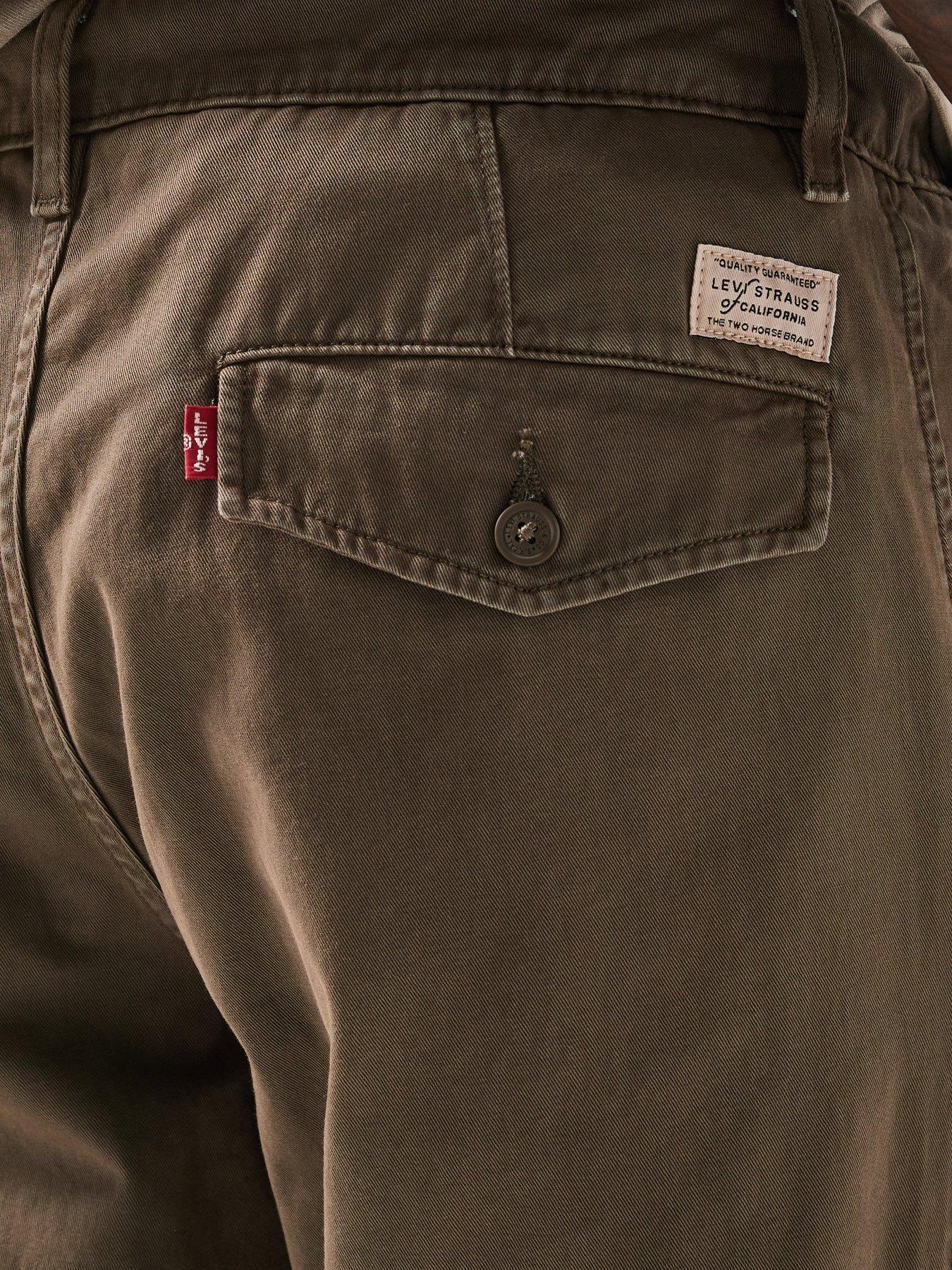 levis-xx-authentic-relaxed-fit-chinos-brownoutfit