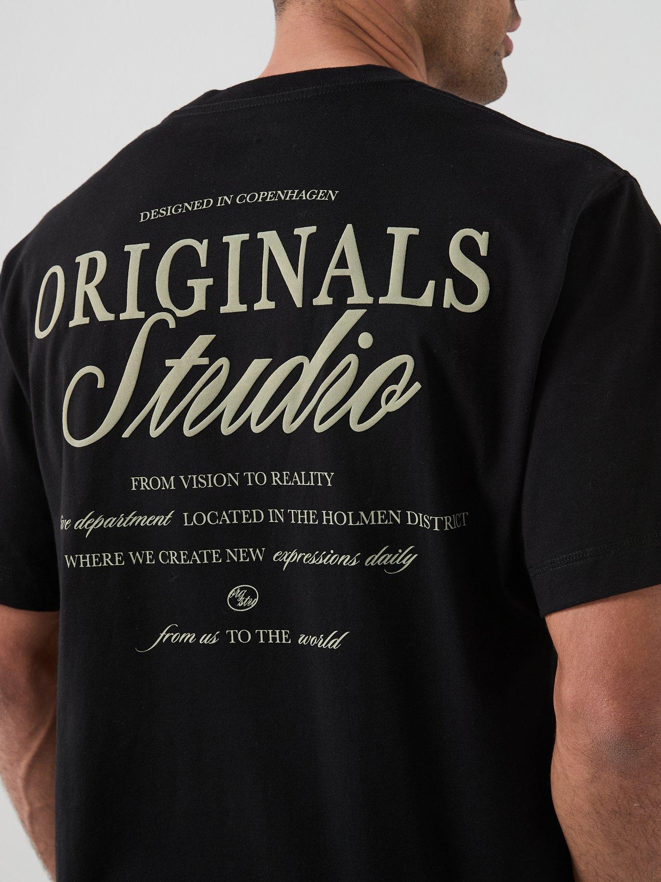 jack-jones-norrebro-typo-t-shirt-blackoutfit