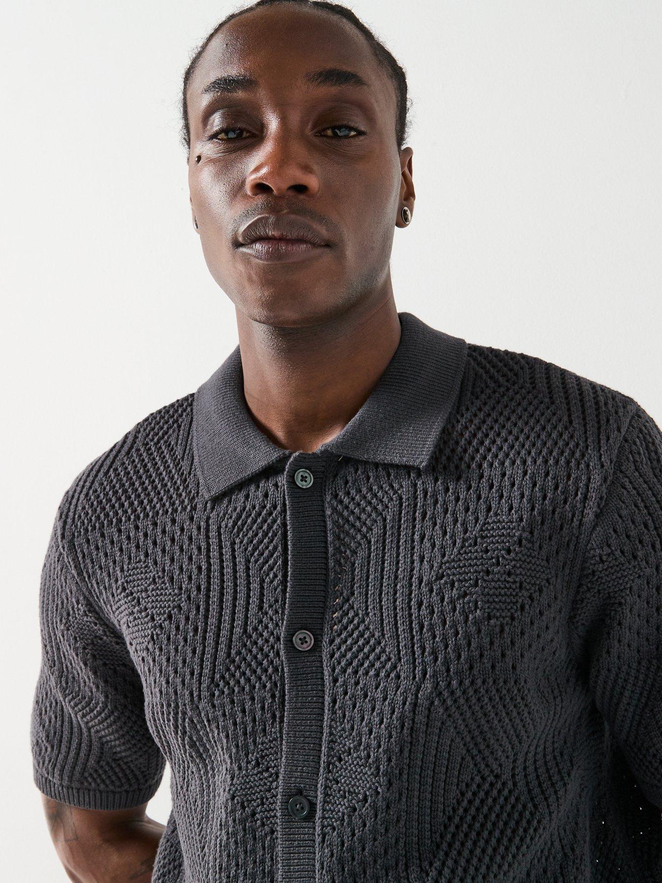 levis-knitted-camp-shirt-blackdetail