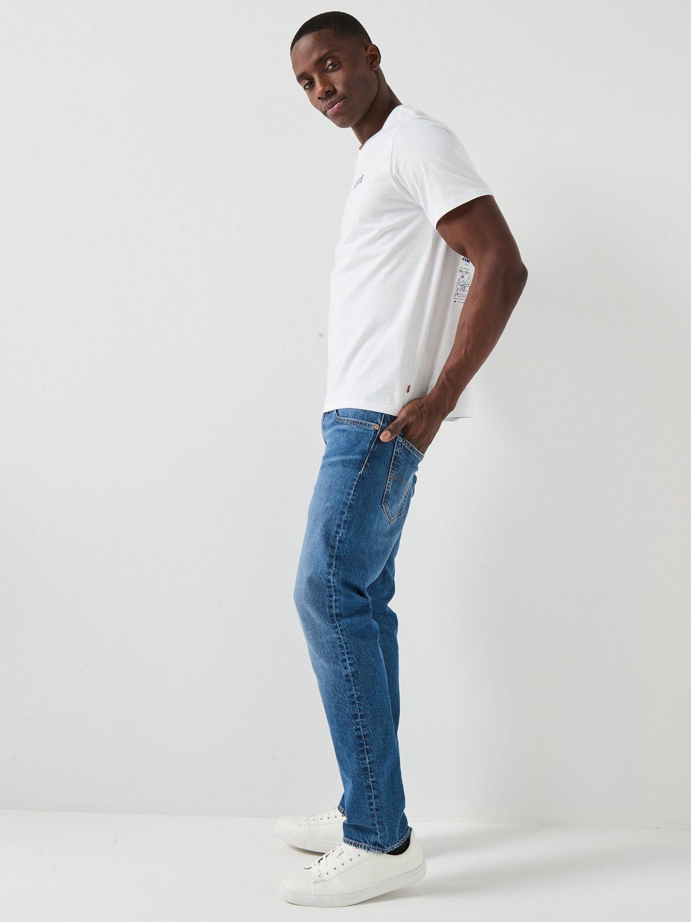levis-502-tapered-fit-jeans-rainy-afternoondetail