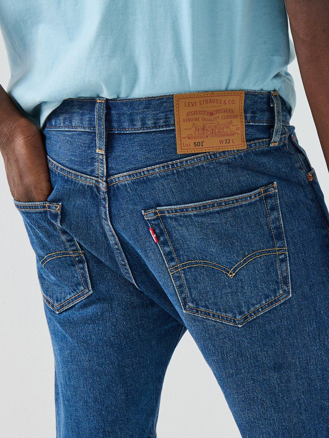levis-501-original-denim-shorts-early-nights-blueoutfit