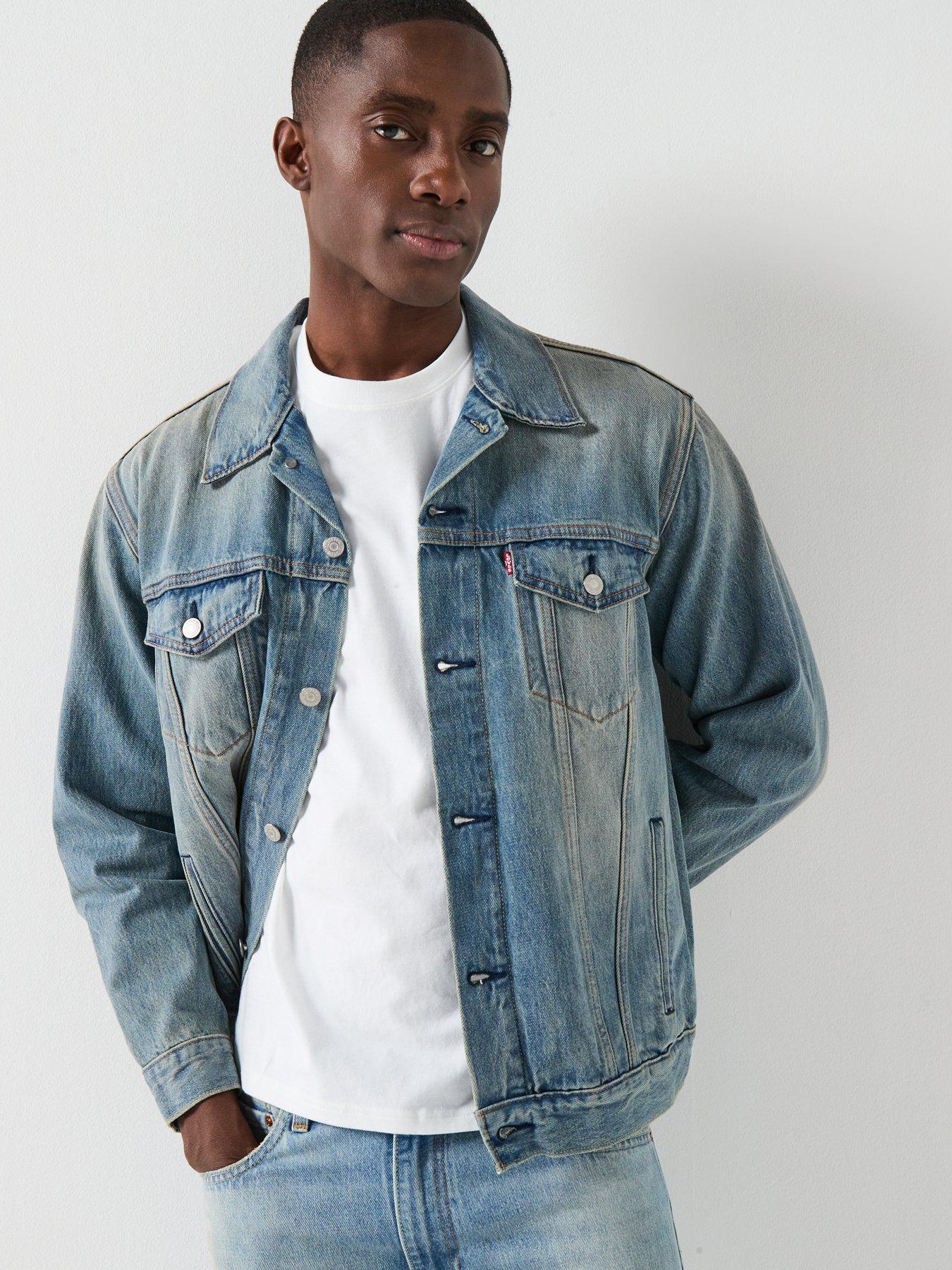 levis-relaxed-fit-denim-trucker-jacket-blueoutfit